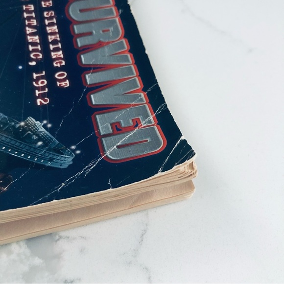 Scholastic Bundle Books Plus Totoro Bookmarks - Picture 10 of 11